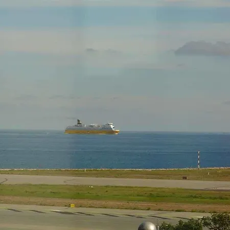 Greet Aeroport Promenade Des Ξενοδοχείο