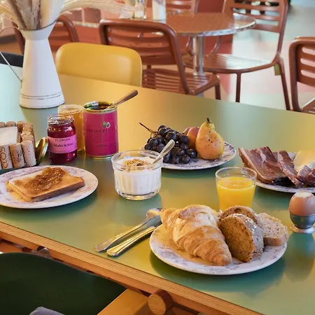 Otel Greet Aeroport Promenade Des Nice