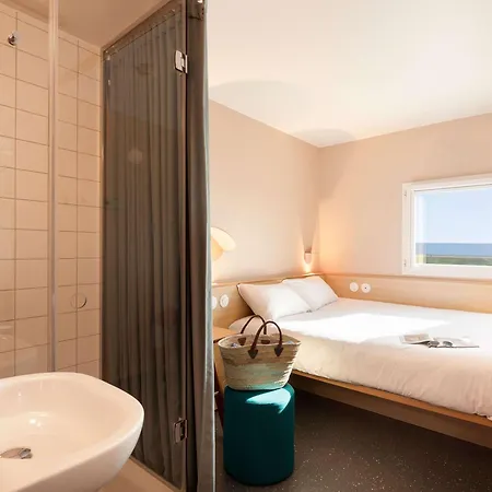 Otel Greet Aeroport Promenade Des