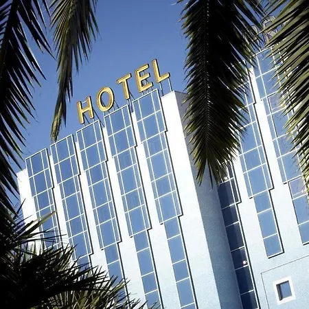 Greet Aeroport Promenade Des Otel
